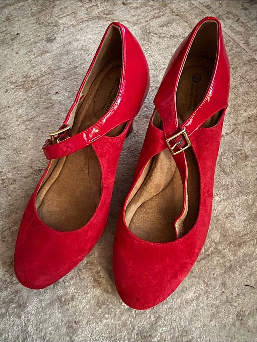 Giani Bernini Red Mary Jane Heels with Buckle